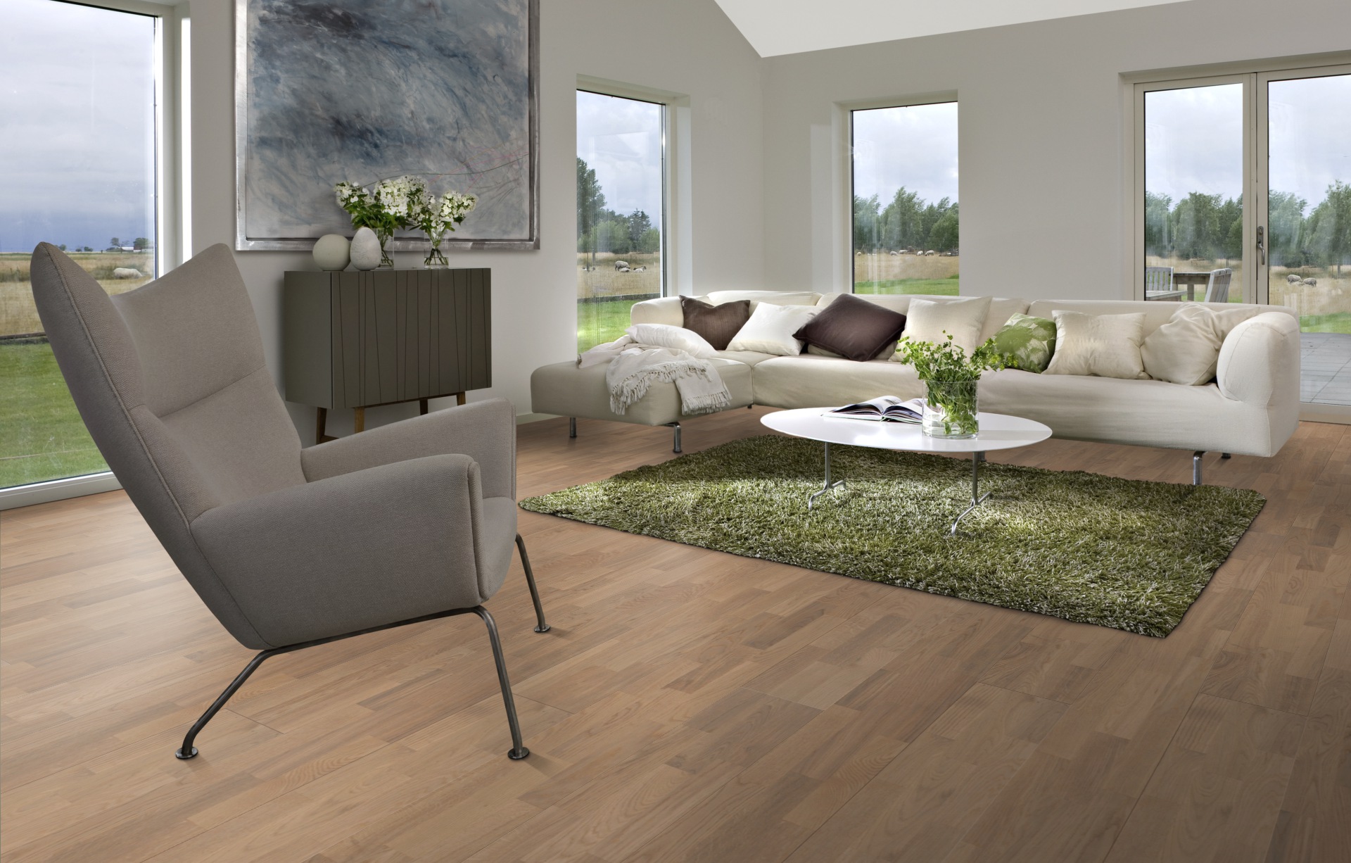 Паркетная доска Kahrs Песочная Дуб Сорренто Sorrento 153N38EK0VKW240 Variation 2423×200×15 фото в интерьере